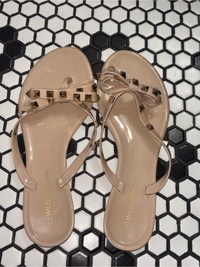 Wild Diva Nude Patent Bow Thong Sandals with Gold Studs